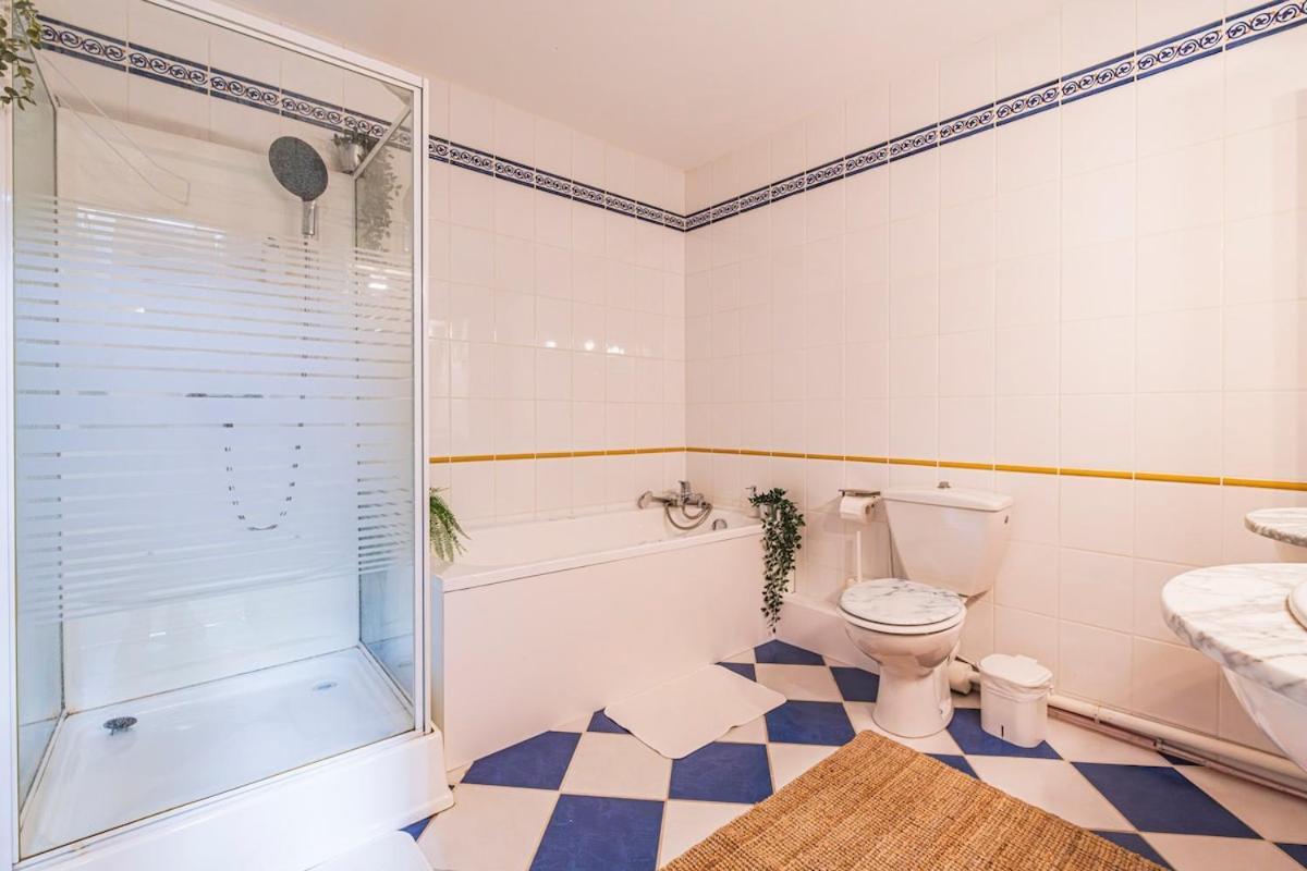 Villa Bar A Bulles - Ancien Comptoir Transforme Reims Esterno foto